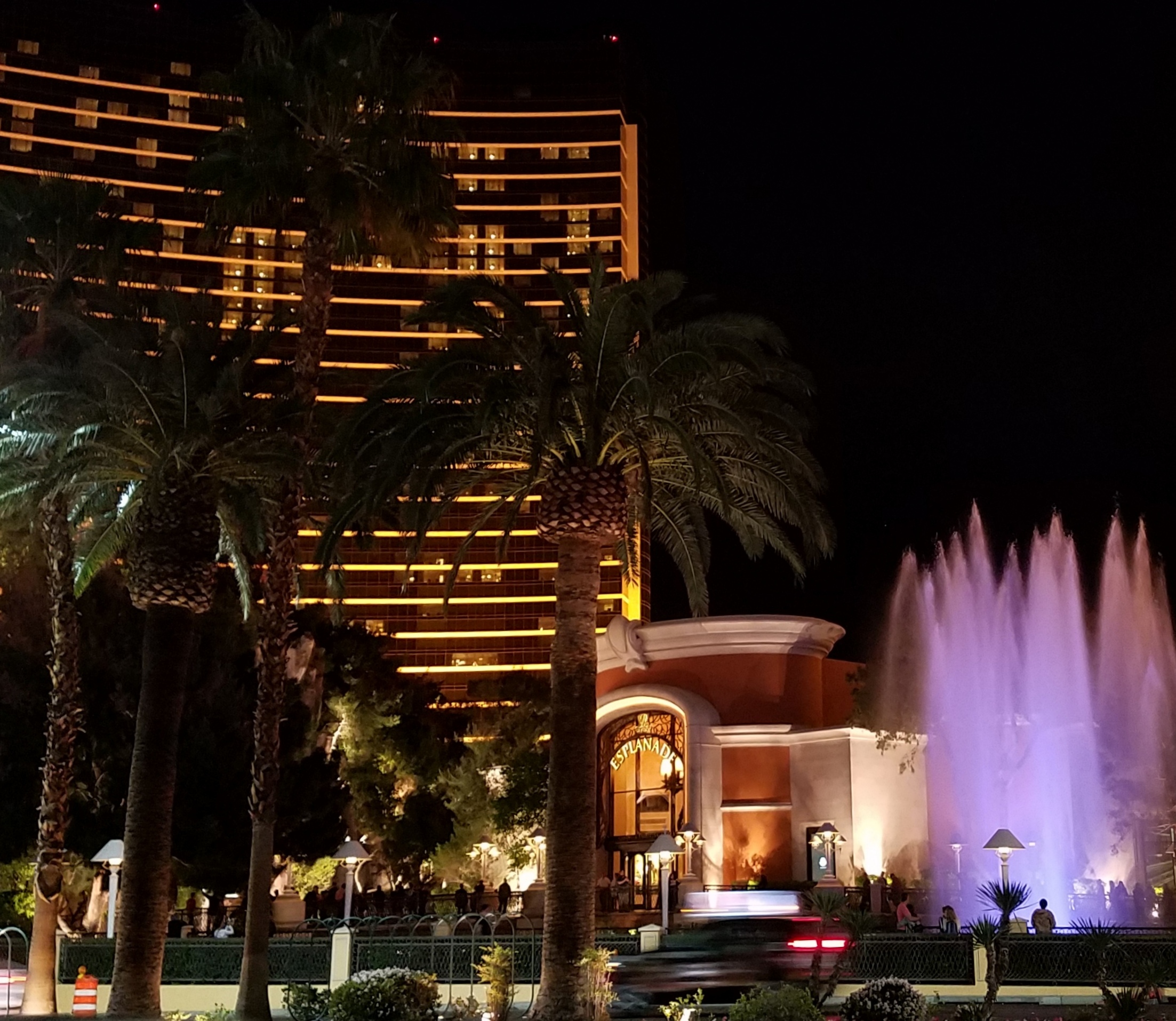 wynn las vegas fountain i put my life on a shelf